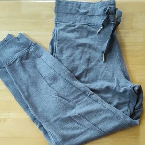 Athleta Balance Jogger gray size medium